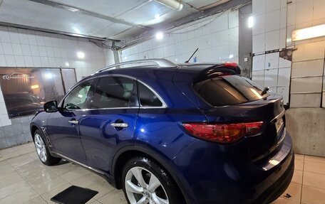 Infiniti QX70, 2014 год, 3 200 000 рублей, 2 фотография