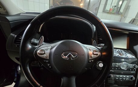 Infiniti QX70, 2014 год, 3 200 000 рублей, 8 фотография