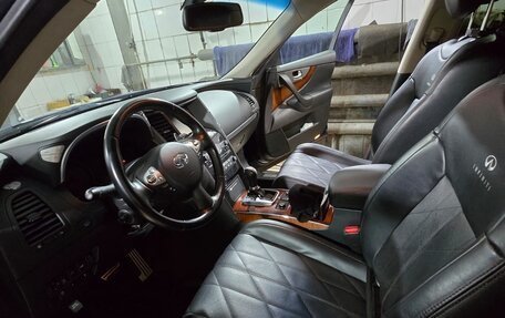Infiniti QX70, 2014 год, 3 200 000 рублей, 13 фотография