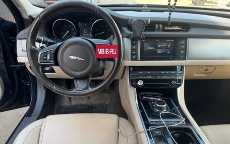 Jaguar XF II, 2017 год, 1 500 000 рублей, 7 фотография