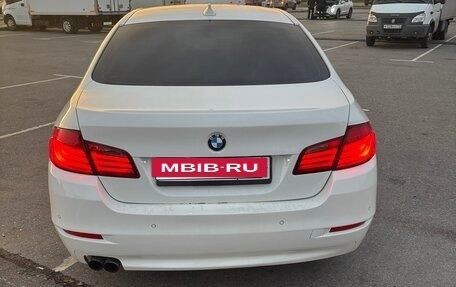 BMW 5 серия, 2011 год, 1 650 000 рублей, 7 фотография