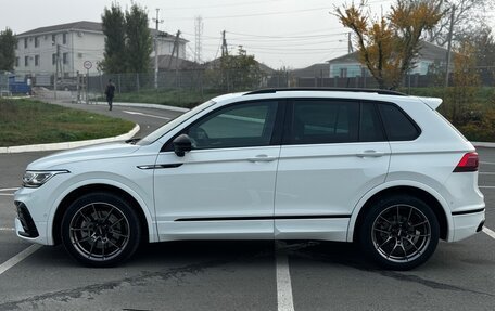 Volkswagen Tiguan II, 2021 год, 4 950 000 рублей, 6 фотография