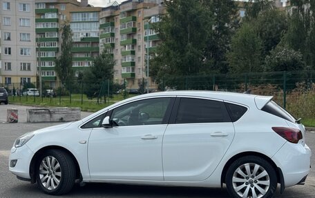 Opel Astra J, 2011 год, 760 000 рублей, 5 фотография