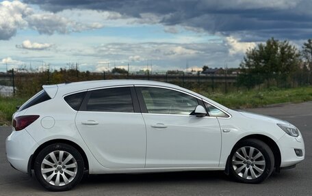 Opel Astra J, 2011 год, 760 000 рублей, 4 фотография