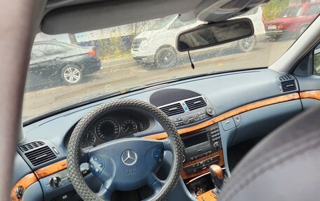 Mercedes-Benz E-Класс, 2003 год, 1 050 000 рублей, 4 фотография