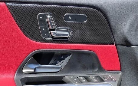 Mercedes-Benz GLB AMG, 2022 год, 7 277 732 рублей, 11 фотография