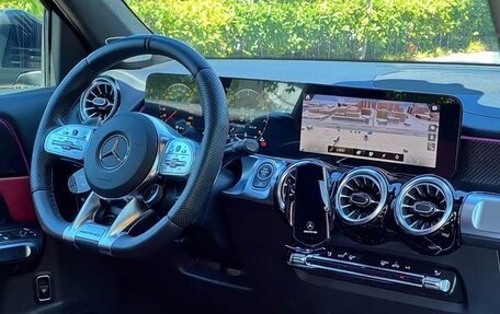 Mercedes-Benz GLB AMG, 2022 год, 7 277 732 рублей, 15 фотография