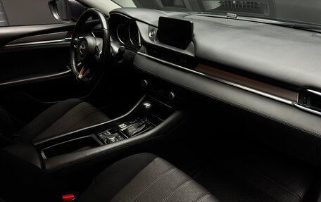 Mazda 6, 2019 год, 2 400 000 рублей, 17 фотография