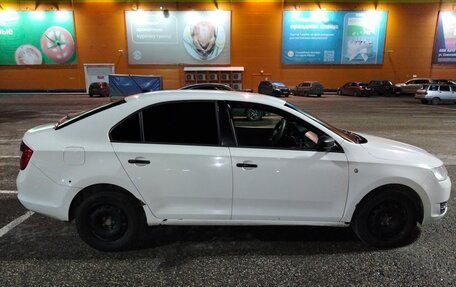 Skoda Rapid I, 2017 год, 650 000 рублей, 4 фотография