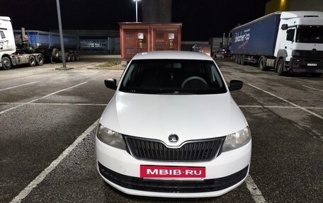 Skoda Rapid I, 2017 год, 650 000 рублей, 6 фотография