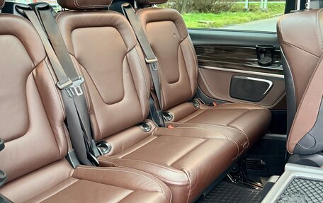 Mercedes-Benz V-Класс, 2017 год, 6 100 000 рублей, 9 фотография