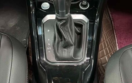 Volkswagen T-Roc I, 2022 год, 1 800 000 рублей, 18 фотография