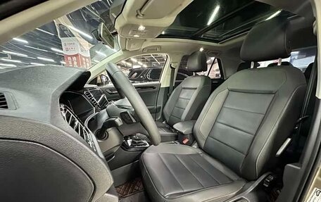 Volkswagen T-Roc I, 2022 год, 1 800 000 рублей, 14 фотография