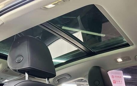 Volkswagen T-Roc I, 2022 год, 1 800 000 рублей, 24 фотография