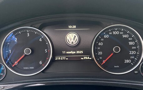 Volkswagen Touareg III, 2013 год, 2 050 000 рублей, 7 фотография