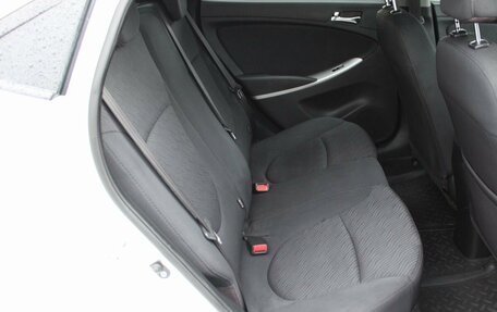 Hyundai Solaris II рестайлинг, 2013 год, 899 000 рублей, 16 фотография