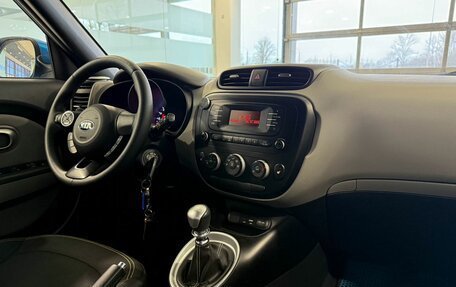 KIA Soul II рестайлинг, 2015 год, 1 145 000 рублей, 8 фотография