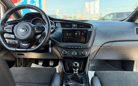 KIA cee'd GT II, 2017 год, 1 250 000 рублей, 22 фотография