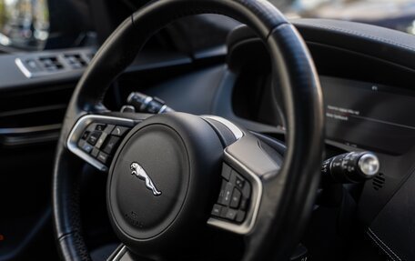 Jaguar F-Pace, 2019 год, 3 420 000 рублей, 9 фотография