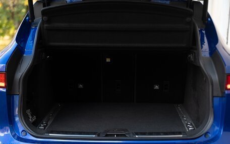 Jaguar F-Pace, 2019 год, 3 420 000 рублей, 15 фотография