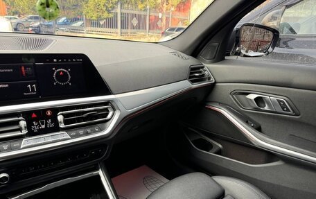 BMW 3 серия, 2021 год, 3 590 000 рублей, 15 фотография