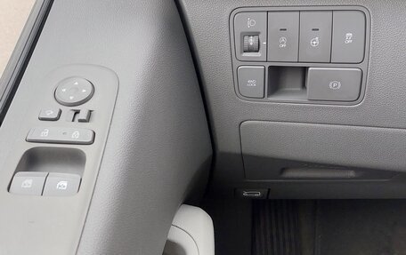 Hyundai Staria, 2021 год, 4 400 000 рублей, 16 фотография