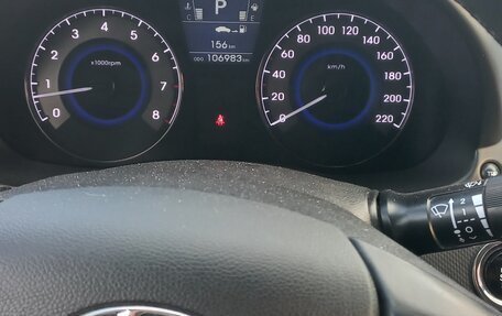 Hyundai Solaris II рестайлинг, 2013 год, 895 000 рублей, 10 фотография