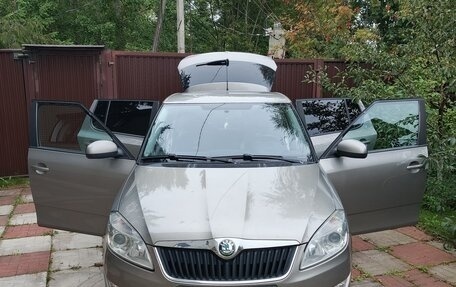 Skoda Fabia II, 2011 год, 530 000 рублей, 2 фотография