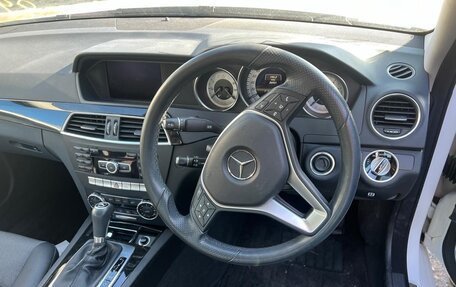 Mercedes-Benz C-Класс, 2012 год, 1 500 000 рублей, 10 фотография