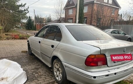 BMW 5 серия, 1998 год, 130 000 рублей, 3 фотография