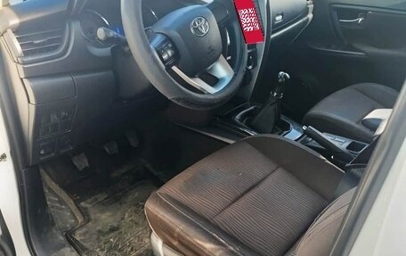 Toyota Fortuner II, 2019 год, 2 400 000 рублей, 4 фотография