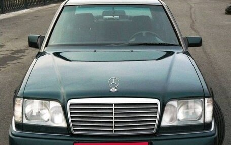 Mercedes-Benz E-Класс, 1995 год, 300 000 рублей, 9 фотография