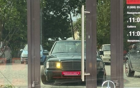 Mercedes-Benz E-Класс, 1995 год, 300 000 рублей, 11 фотография