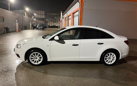 Chevrolet Cruze II, 2012 год, 820 000 рублей, 3 фотография