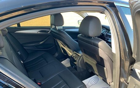 BMW 5 серия, 2018 год, 2 382 000 рублей, 11 фотография