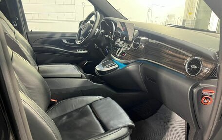 Mercedes-Benz V-Класс, 2022 год, 9 950 000 рублей, 23 фотография