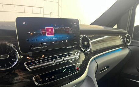 Mercedes-Benz V-Класс, 2022 год, 9 950 000 рублей, 26 фотография