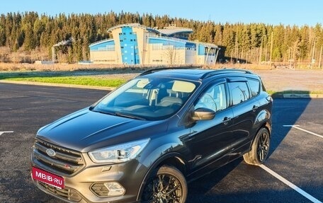 Ford Kuga III, 2017 год, 1 990 000 рублей, 1 фотография
