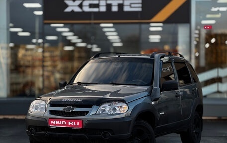 Chevrolet Niva I рестайлинг, 2013 год, 499 000 рублей, 1 фотография