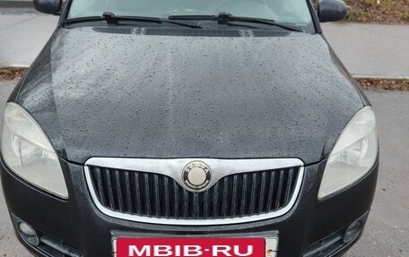 Skoda Fabia II, 2009 год, 400 000 рублей, 2 фотография