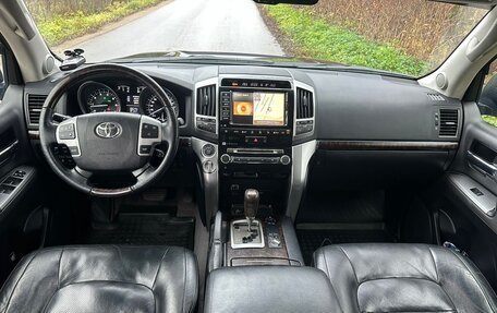 Toyota Land Cruiser 200, 2012 год, 3 905 000 рублей, 17 фотография