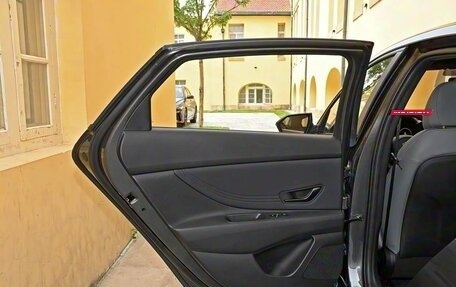 Hyundai Elantra, 2025 год, 2 700 000 рублей, 11 фотография