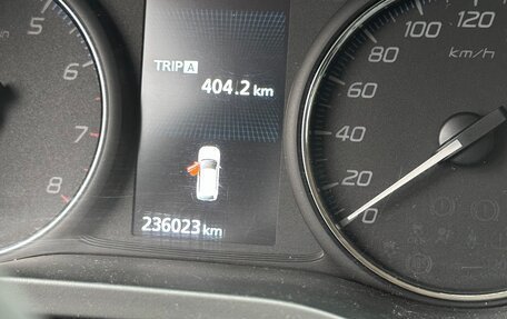 Mitsubishi Outlander III рестайлинг 3, 2017 год, 1 750 000 рублей, 22 фотография