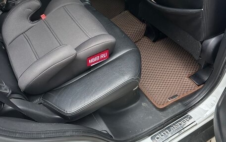 Mitsubishi Outlander III рестайлинг 3, 2017 год, 1 750 000 рублей, 27 фотография