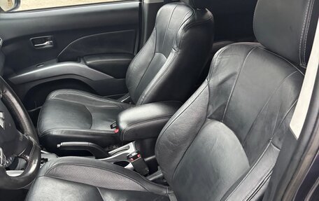 Mitsubishi Outlander III рестайлинг 3, 2008 год, 900 000 рублей, 10 фотография