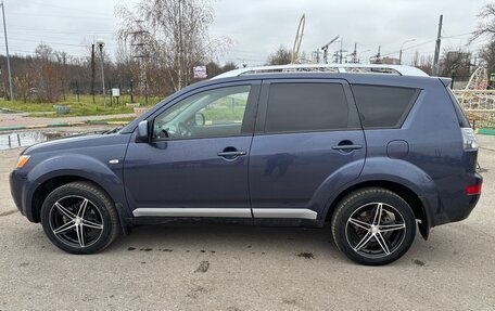 Mitsubishi Outlander III рестайлинг 3, 2008 год, 900 000 рублей, 7 фотография