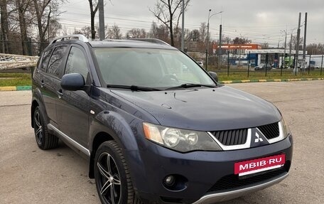 Mitsubishi Outlander III рестайлинг 3, 2008 год, 900 000 рублей, 2 фотография