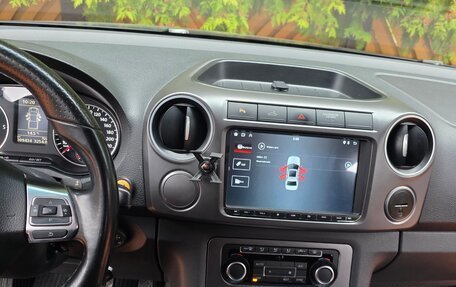 Volkswagen Amarok I рестайлинг, 2013 год, 2 300 000 рублей, 22 фотография