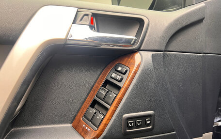 Toyota Land Cruiser Prado 150 рестайлинг 2, 2012 год, 3 850 000 рублей, 10 фотография