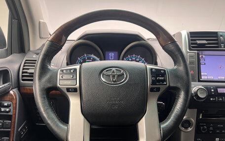 Toyota Land Cruiser Prado 150 рестайлинг 2, 2012 год, 3 850 000 рублей, 22 фотография